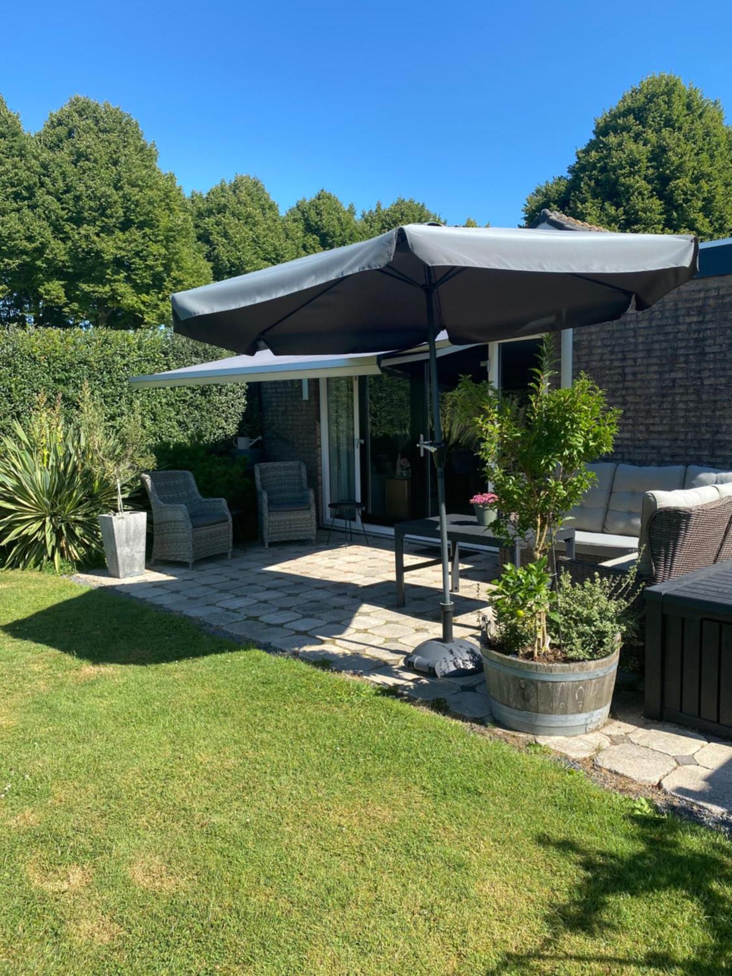 Vakantiewoning Le Garaazje 'S-Gravendeel ภายนอก รูปภาพ