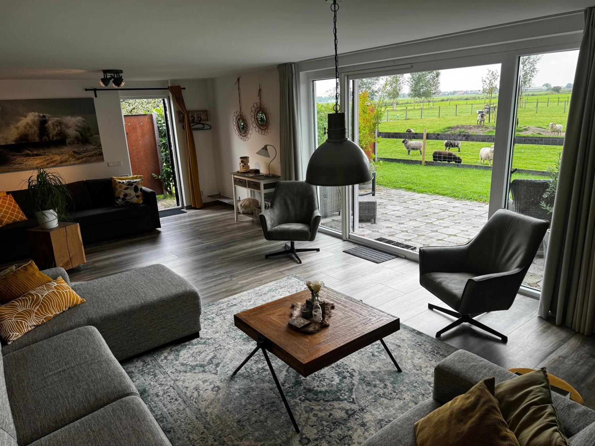 Vakantiewoning Le Garaazje 'S-Gravendeel ภายนอก รูปภาพ